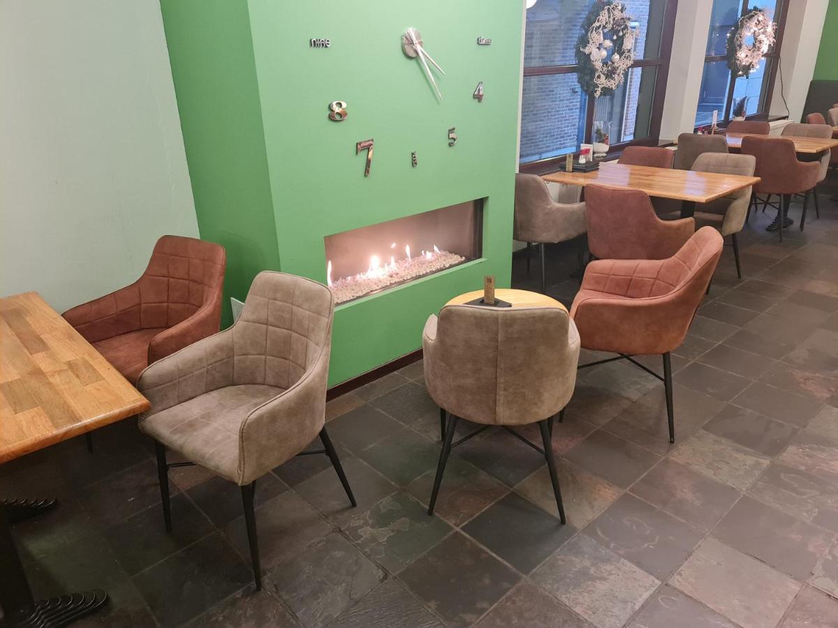Hotel Ambiotel Тонгерен Екстериор снимка