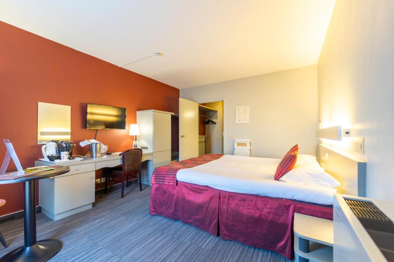 Hotel Ambiotel Тонгерен Екстериор снимка