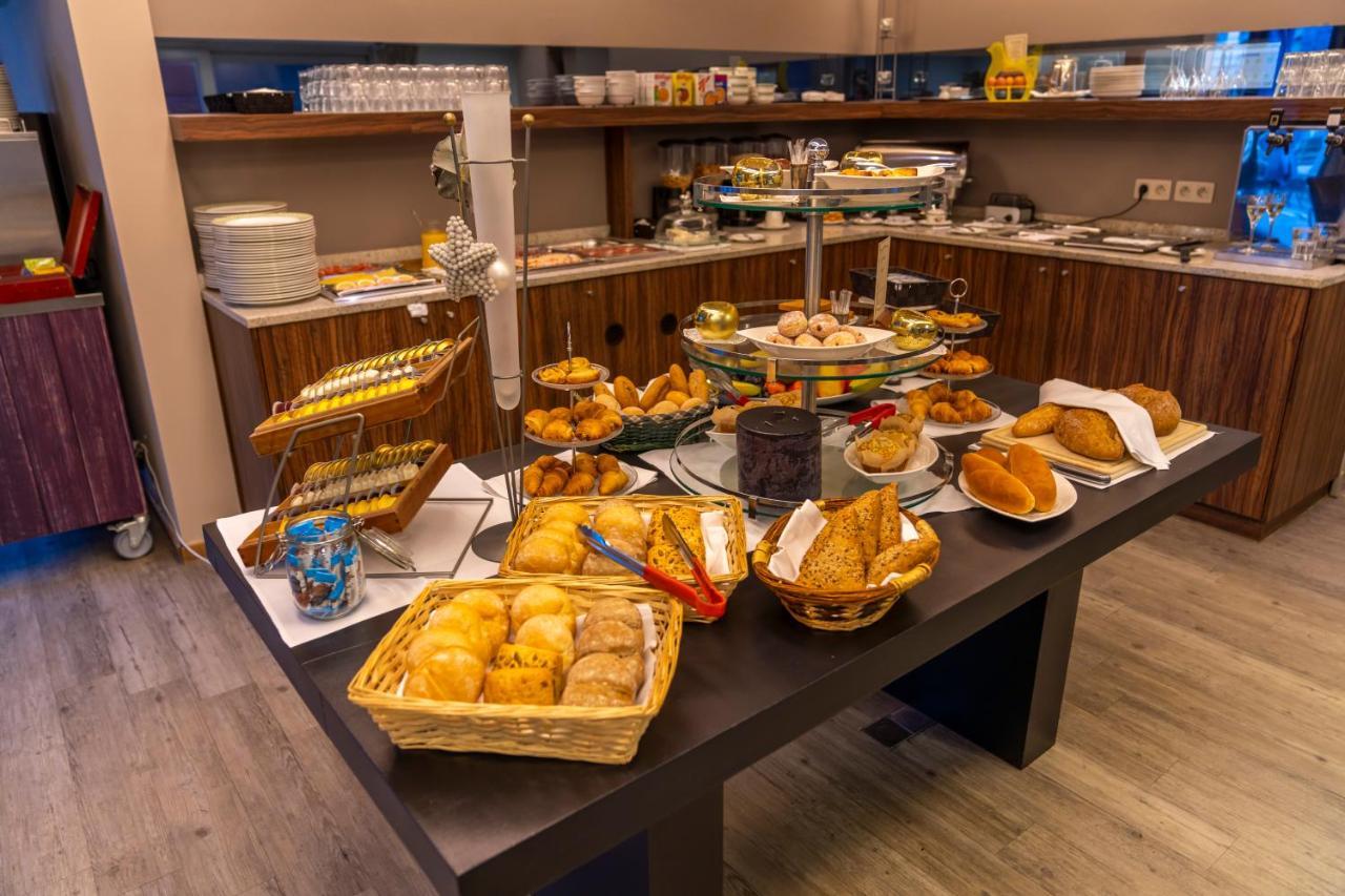 Hotel Ambiotel Тонгерен Екстериор снимка