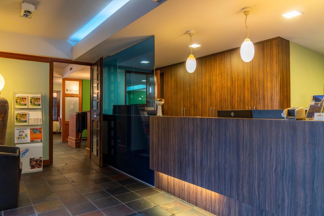 Hotel Ambiotel Тонгерен Екстериор снимка