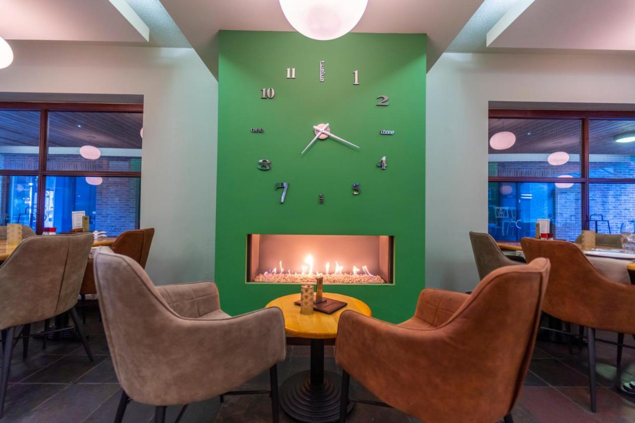Hotel Ambiotel Тонгерен Екстериор снимка