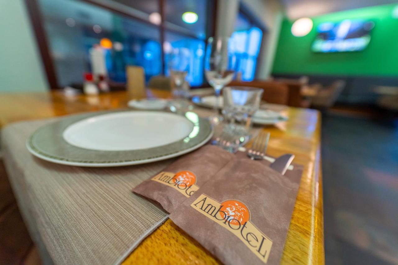 Hotel Ambiotel Тонгерен Екстериор снимка