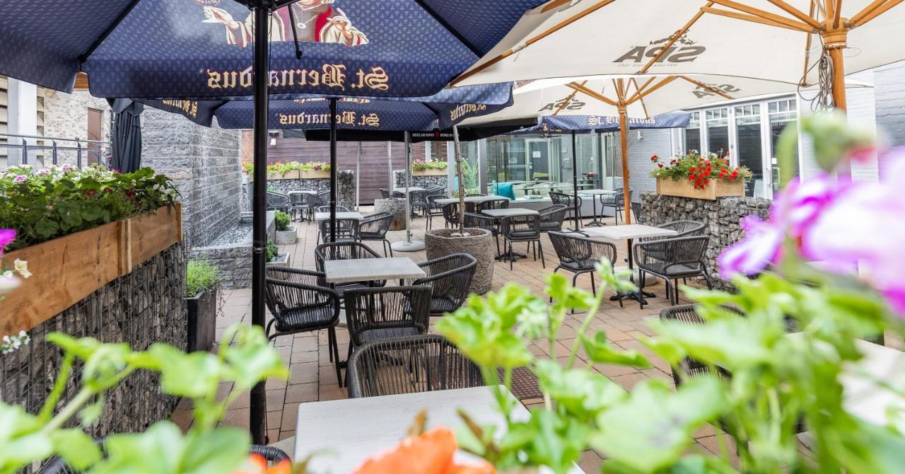 Hotel Ambiotel Тонгерен Екстериор снимка