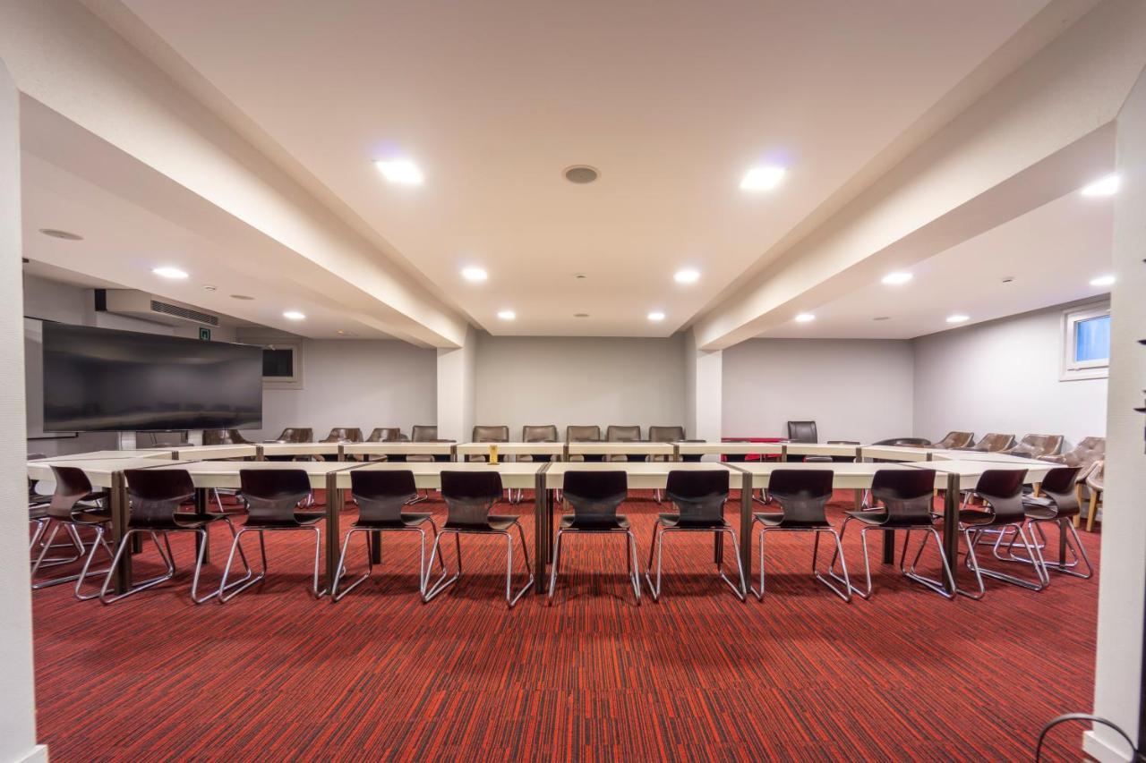 Hotel Ambiotel Тонгерен Екстериор снимка